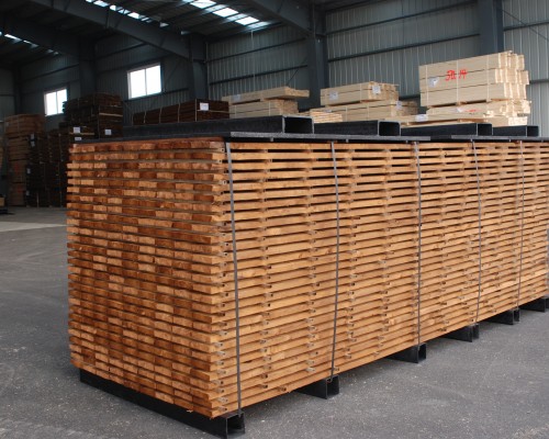 Thermally modified timber
